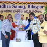 आंध्रा समाज कन्या उच्चतर मा. विद्यालय में छात्राओं को सरस्वती साइकिल योजना के तहत सायकल वितरण किया विधायक अमर अग्रवाल